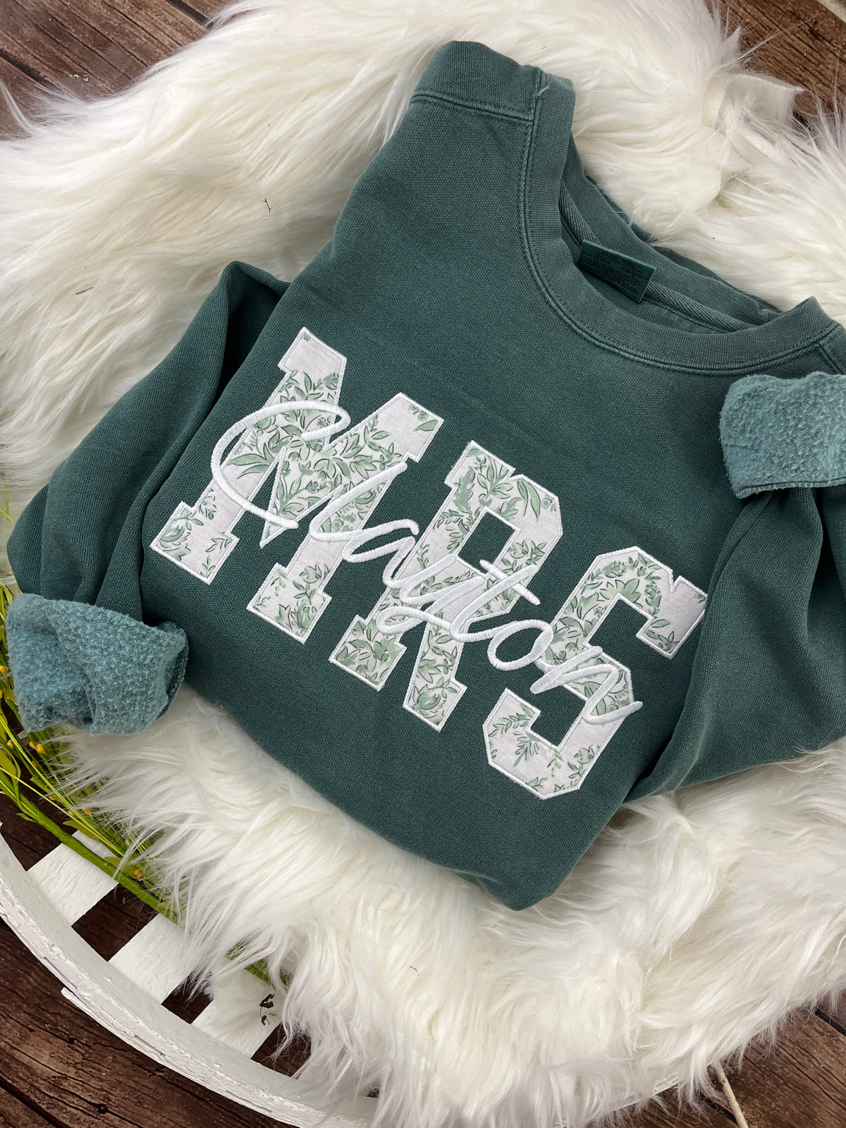 MRS applique sweatshirt in sage chinoiserie print with embroidered last name - detail view 5