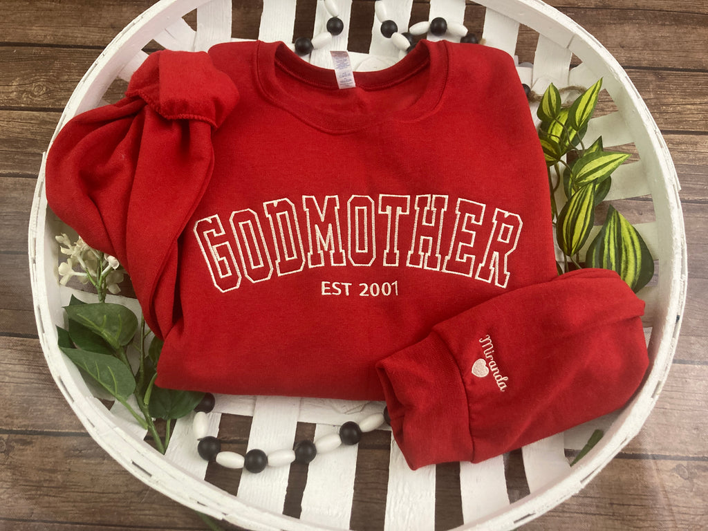 Varsity font embroidered mama sweatshirt with names on the sleeve - detail view