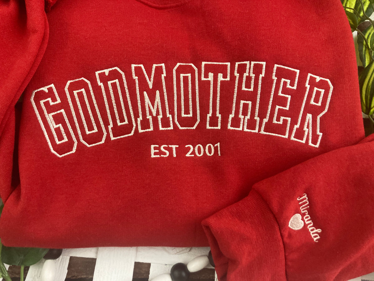 Varsity font embroidered mama sweatshirt with names on the sleeve - design close up