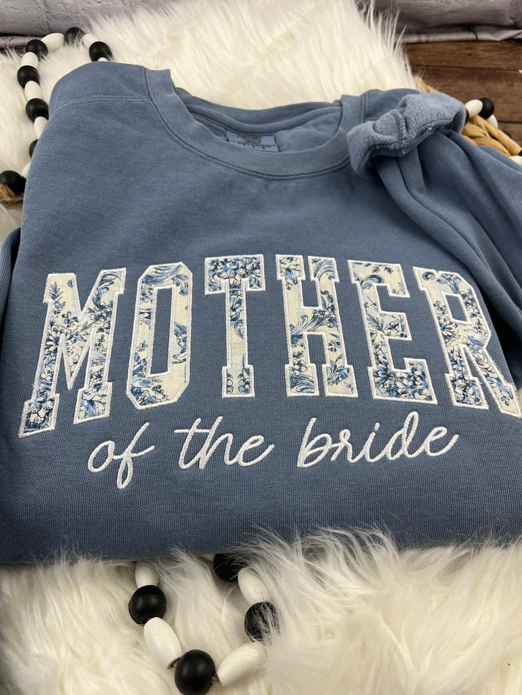 Mother of the bride shirt with floral applique detail - detail view 7