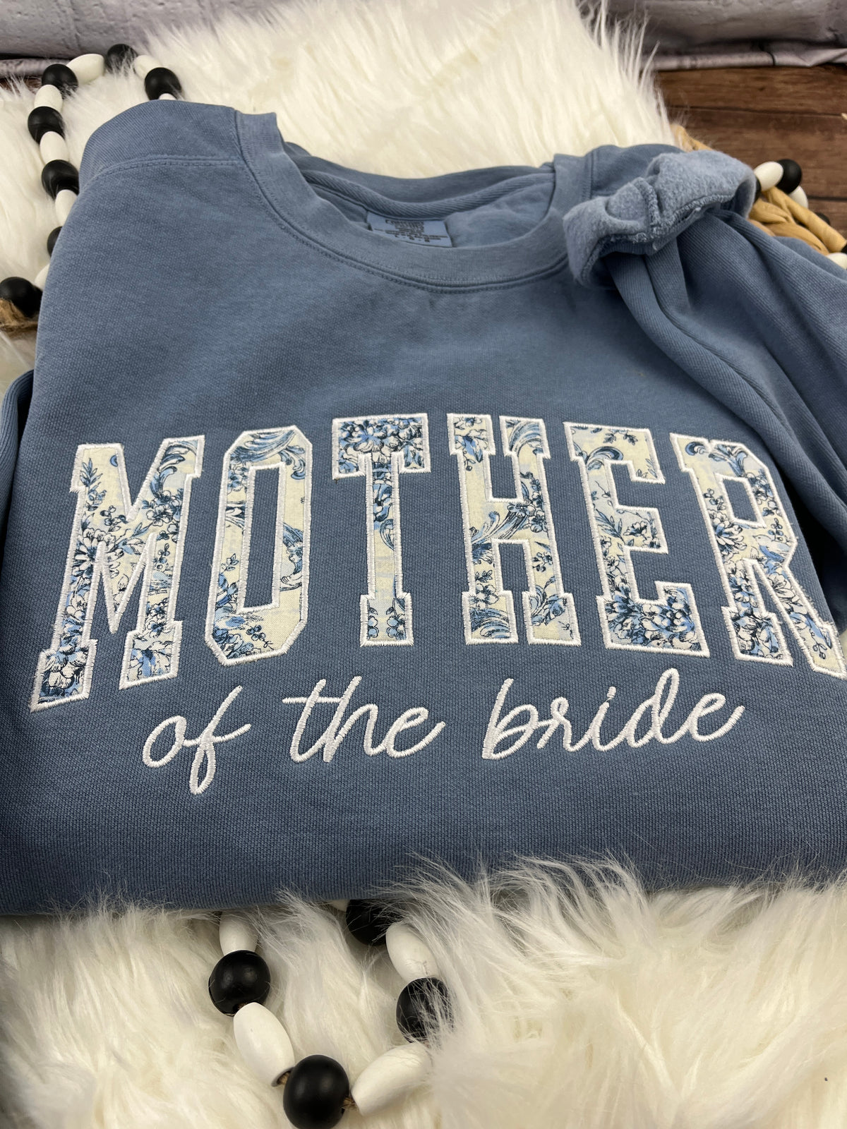 Mother of the bride shirt with floral applique detail - detail view 7
