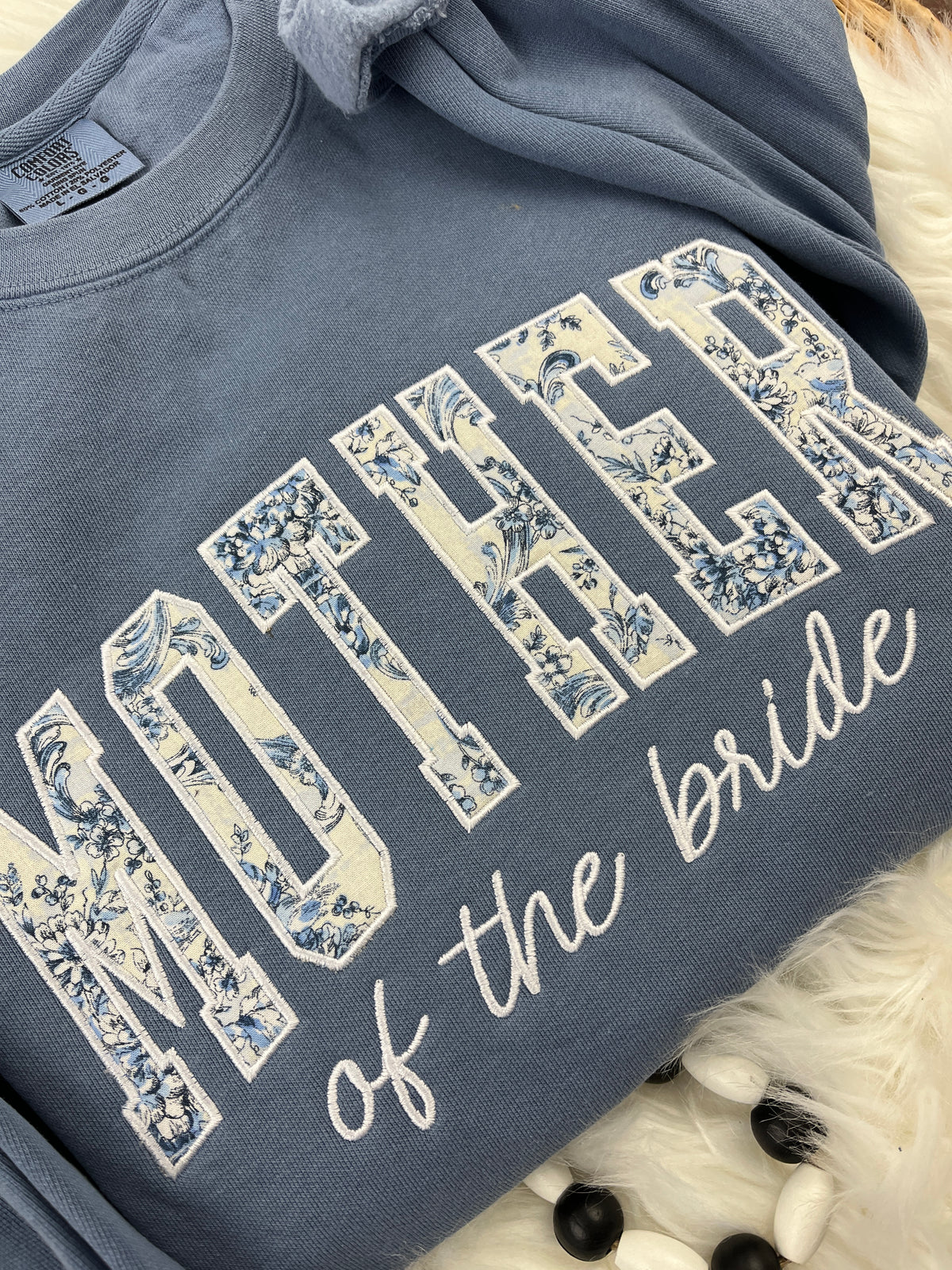 Mother of the bride shirt with floral applique detail - detail view 4