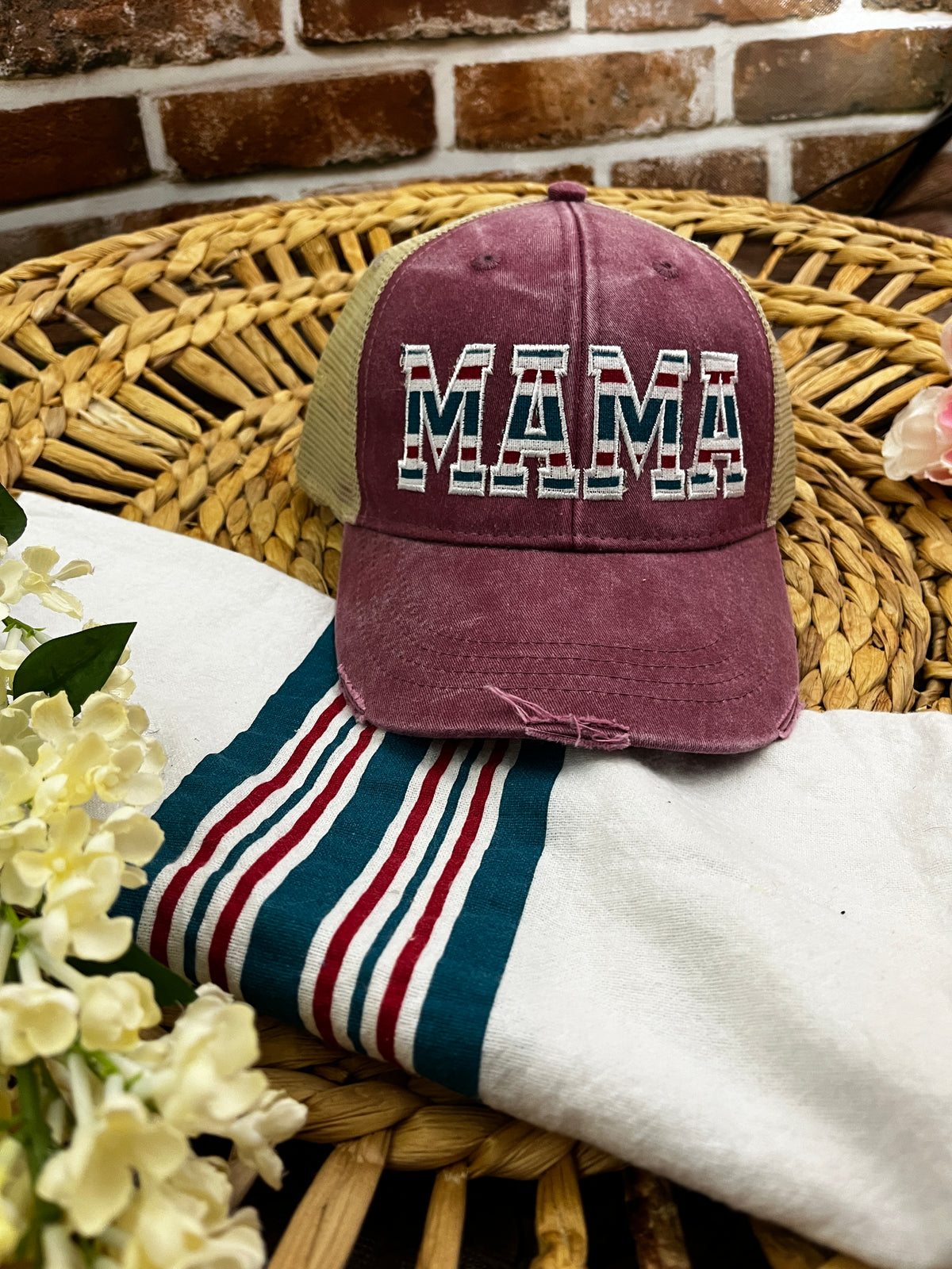 MAMA Dad Mom Pop personalised embroidered adjustable cap - close up view