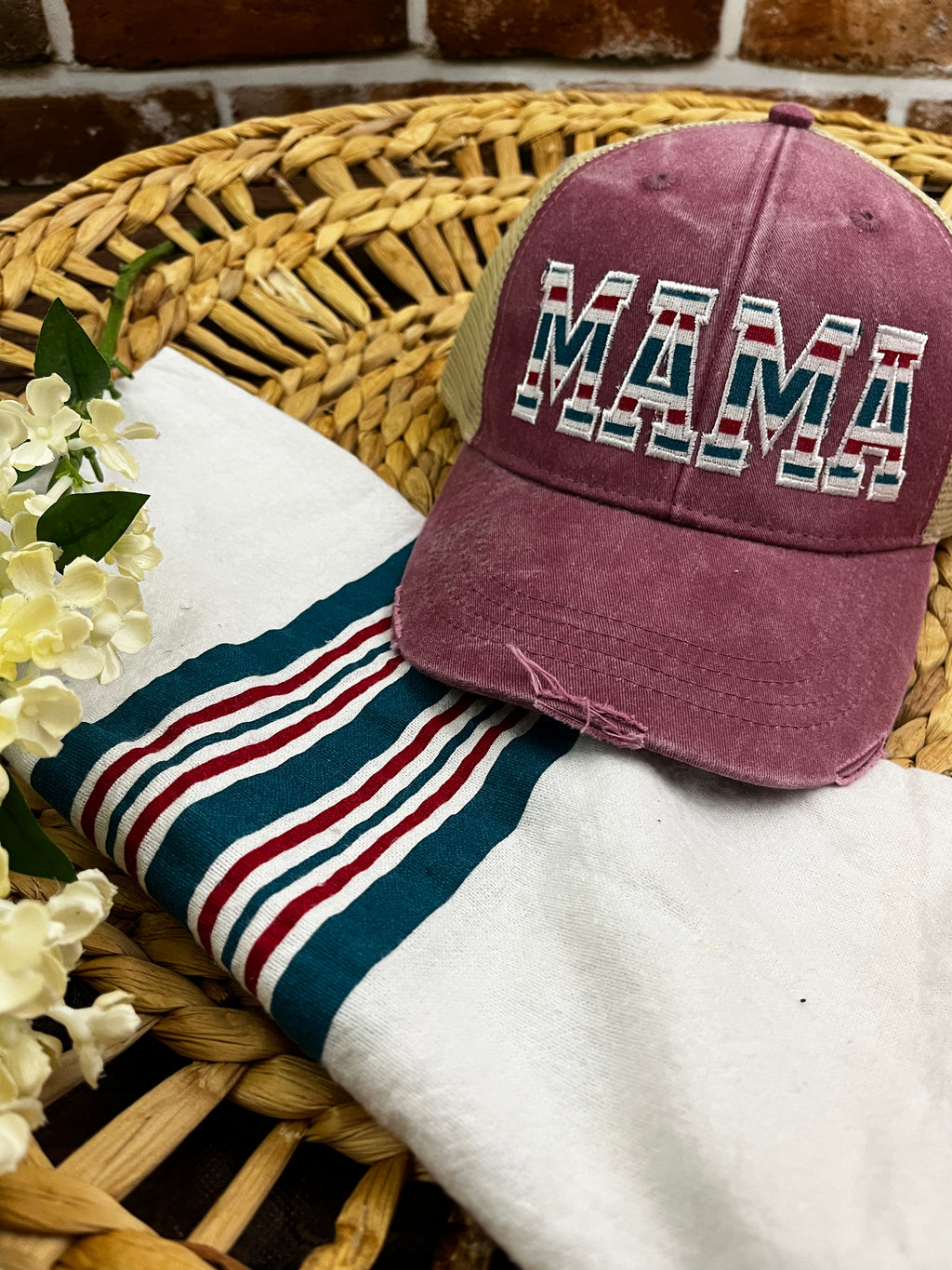 MAMA Dad Mom Pop personalised embroidered adjustable cap - detail view