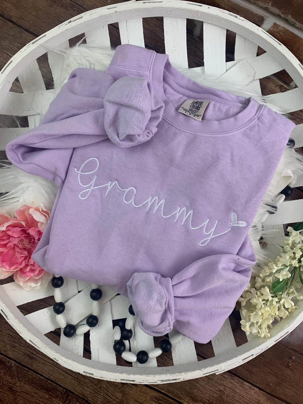 Custom embroidered MAMA sweatshirt with personalized name and established date