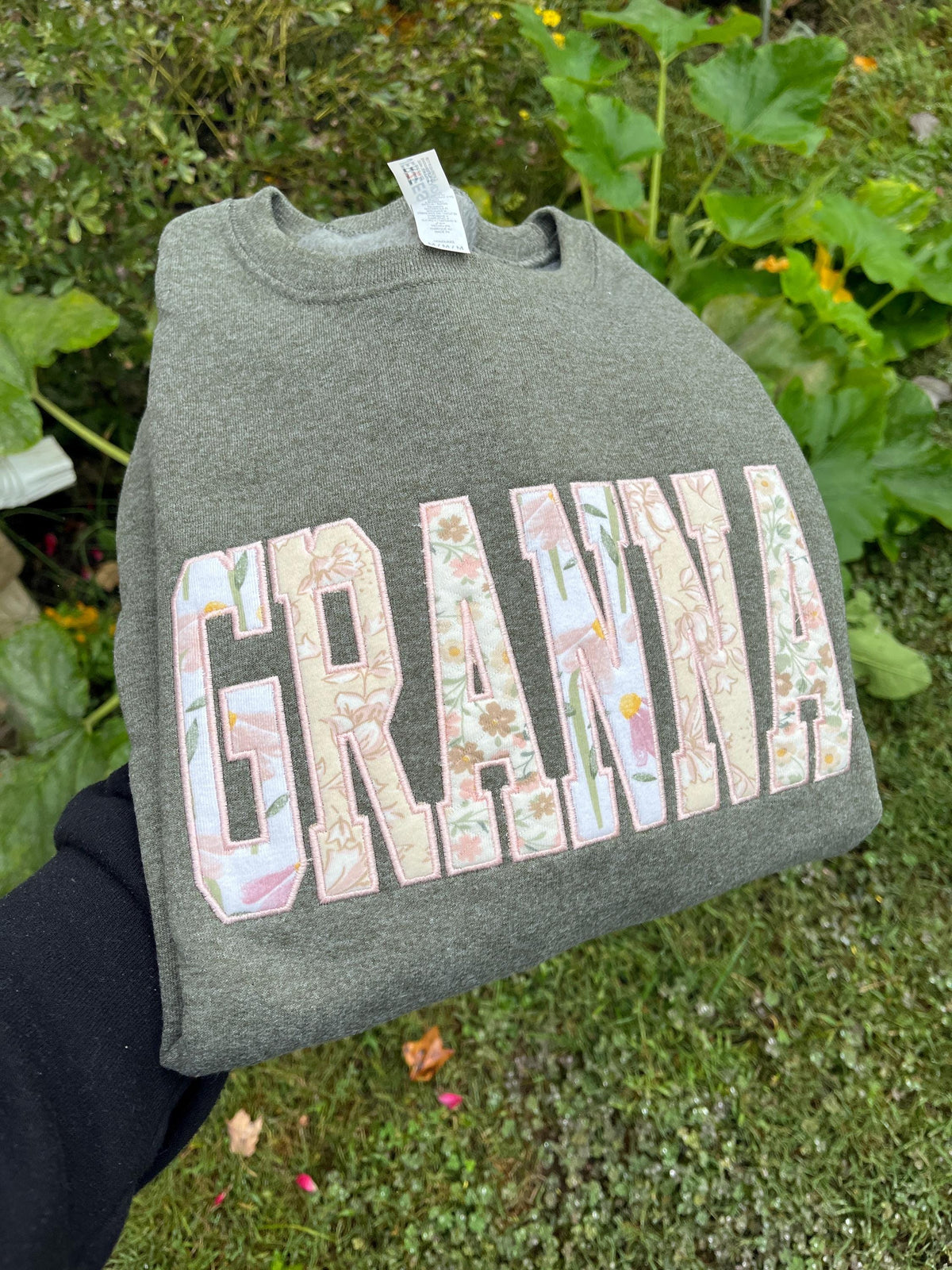 Mama baby clothes keepsake sweatshirt with custom applique made from baby outfits - view 16