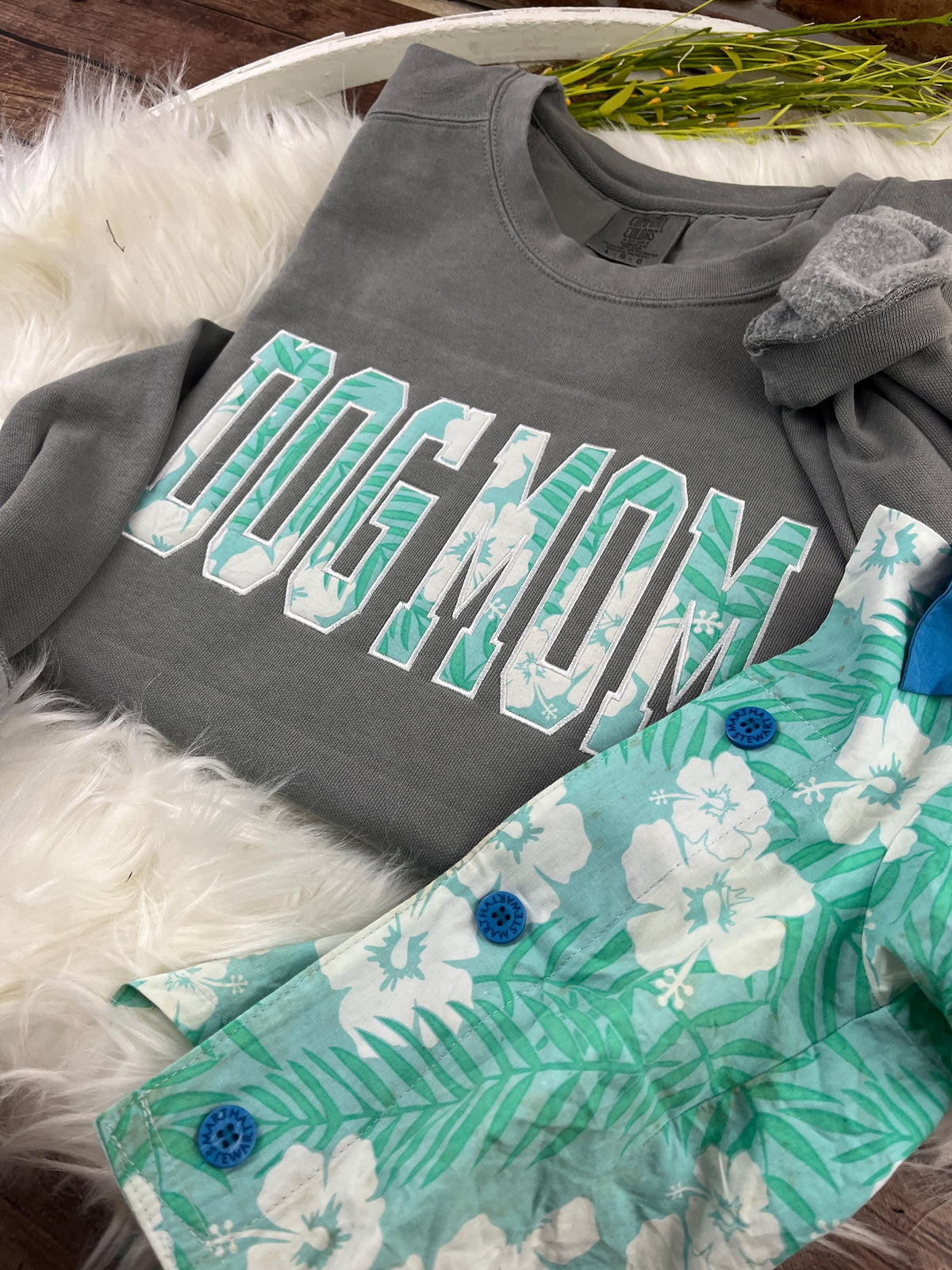 Mama baby clothes keepsake sweatshirt with custom applique made from baby outfits - view 11