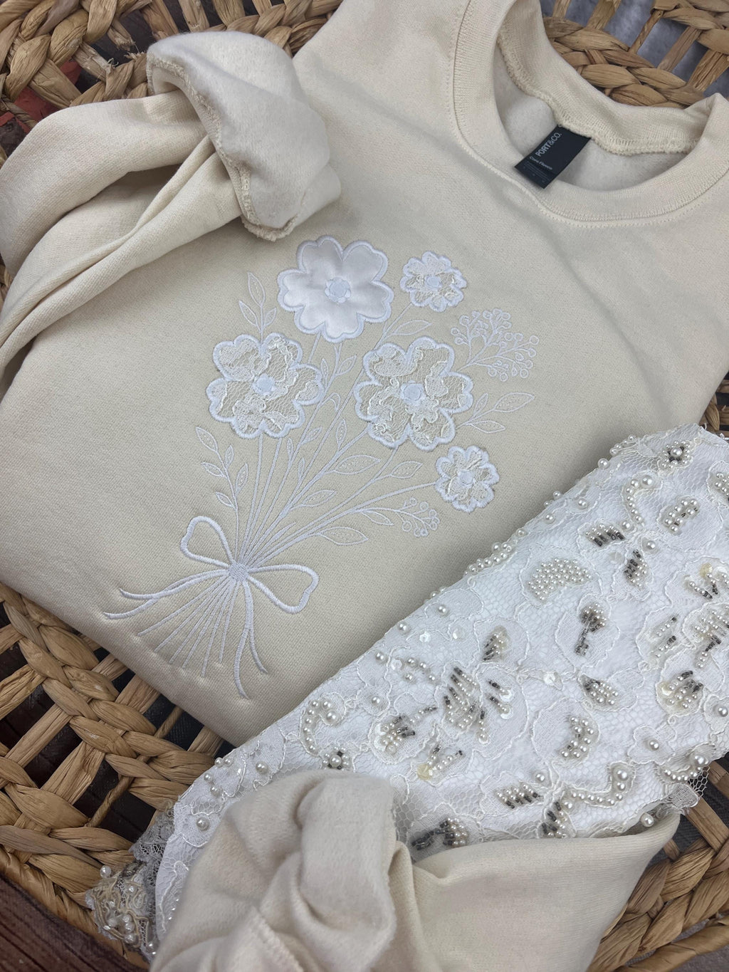 Bride memory keepsake applique sweatshirt - personalisation detail