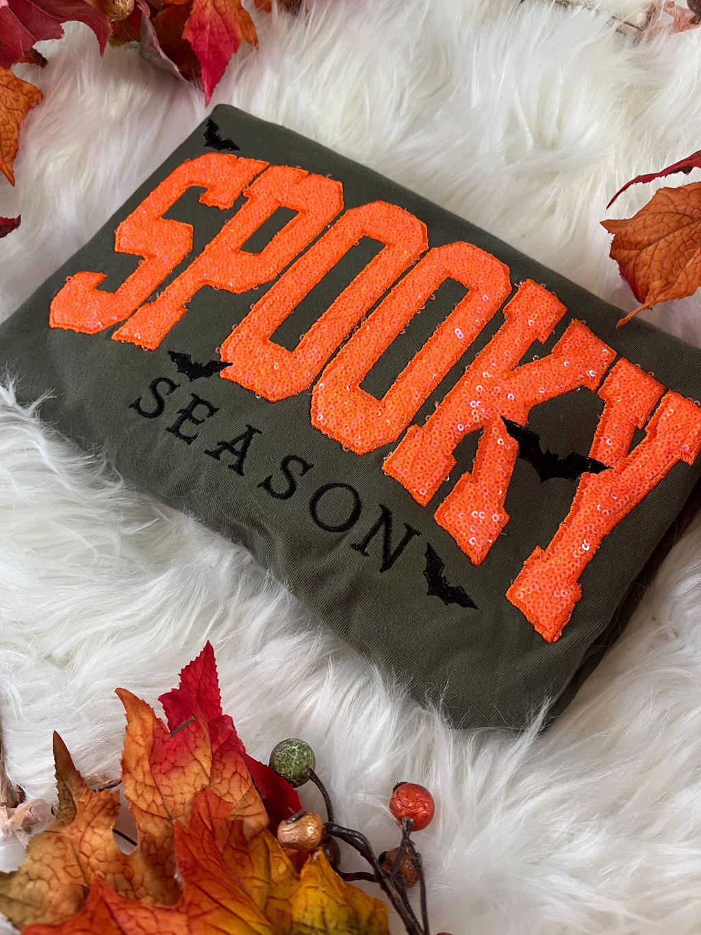 Halloween crewneck sweatshirt with orange sequin SPOOKY applique and embroidered bats - view 14