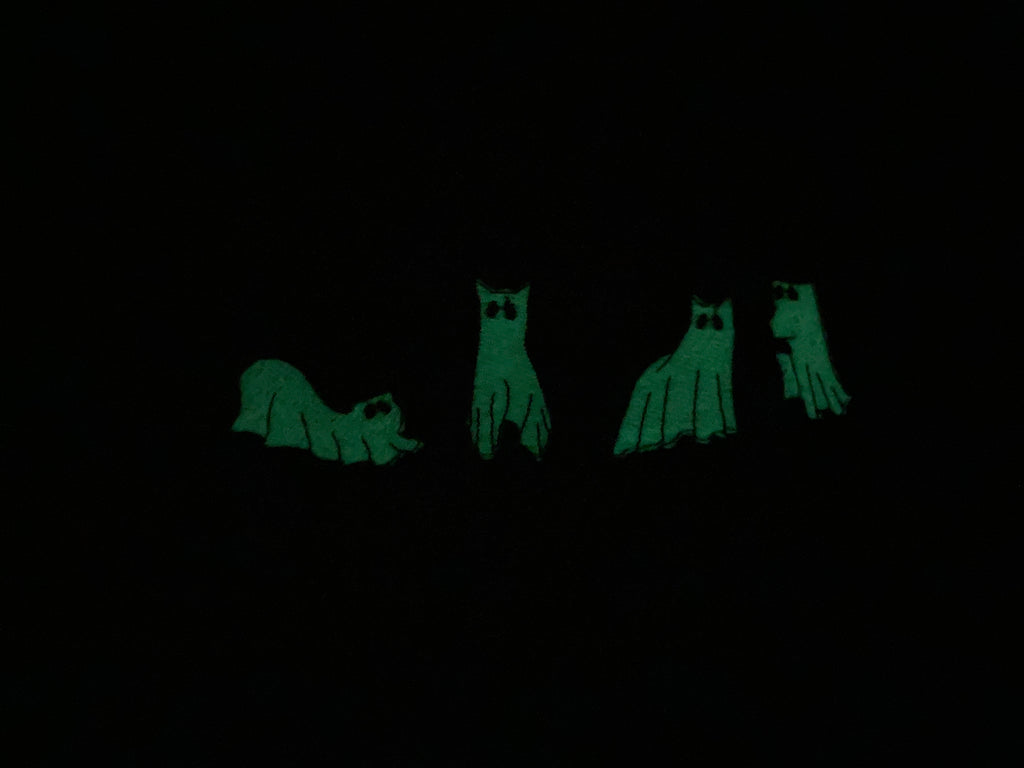 Spooky cat ghosts Halloween embroidered shirt - detail view