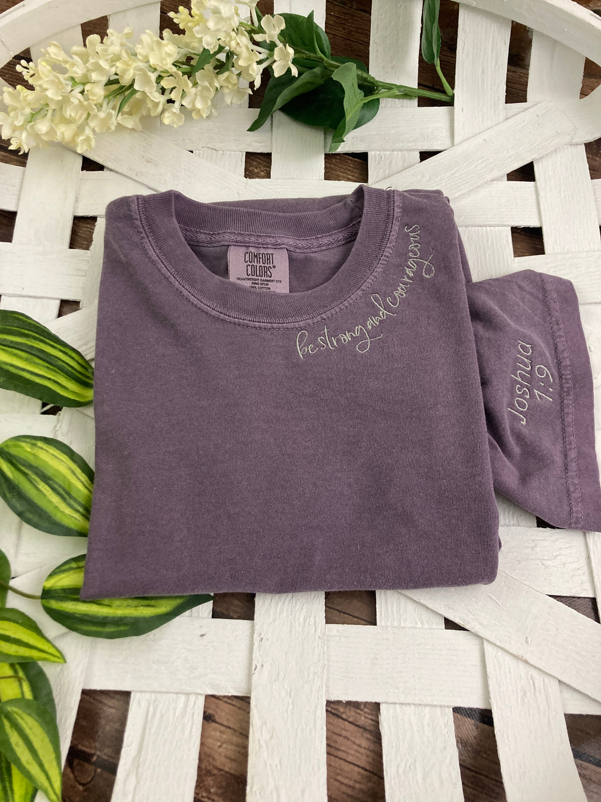 Be strong and courageous Joshua 1 9 embroidered shirt - fabric detail